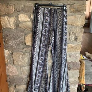 Print stretchy pants